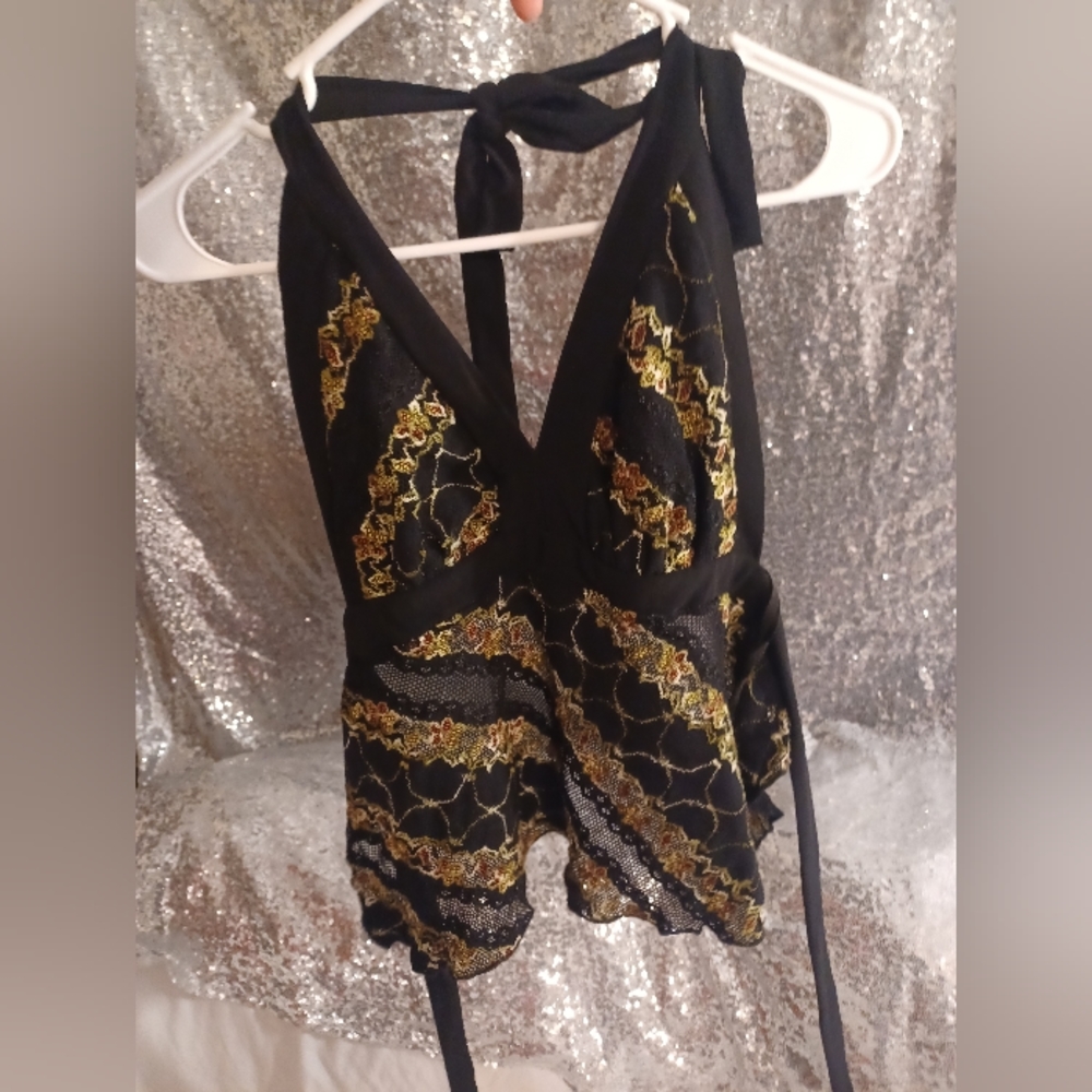 Opera Clothing halter top